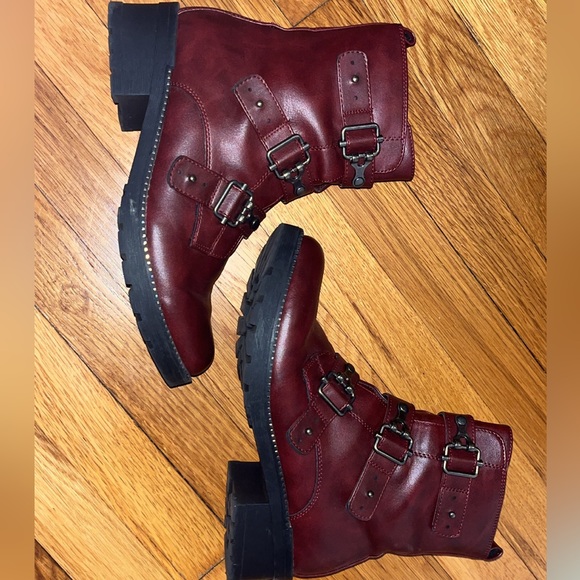 Combat boots - Picture 2 of 4